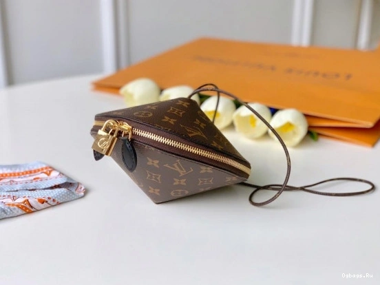 VUITTON LOUIS TOUPIE 0313